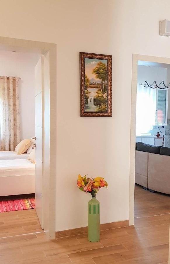 Villa Goliku Pestani Екстериор снимка