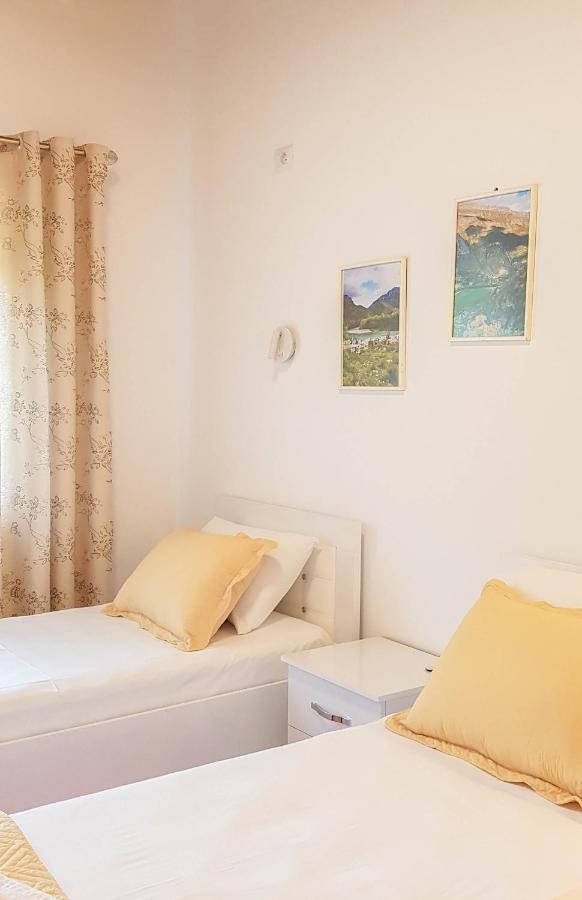Villa Goliku Pestani Екстериор снимка