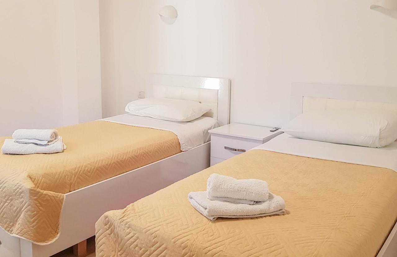 Villa Goliku Pestani Екстериор снимка